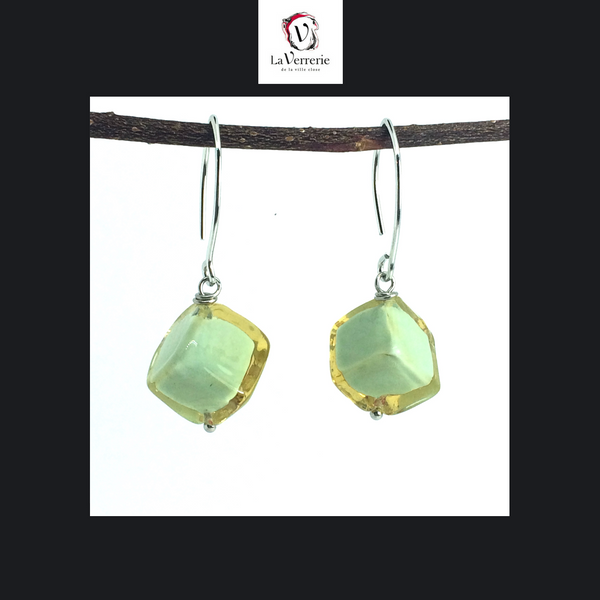 Boucle d'oreilles Cubique