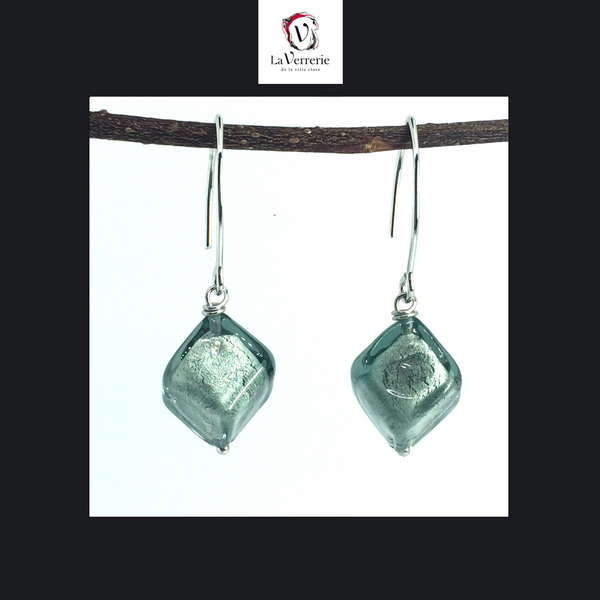 Boucle d'oreilles Cubique