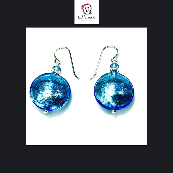Boucle d'oreilles. Boucle d'oreilles bleues. Pastiglia.